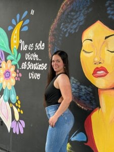 Mostrándote un poco de mi descanso 🍷💚 de loreen_grey  5 Imagens