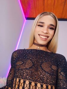 Electra_cum20 Happy Electra Pic