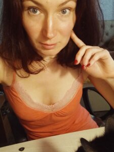 AmiraGoldd Public Pic 4