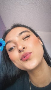 nicolexxaleja Ale🫦 Pic 3