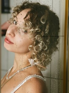 Mary_Wohlberg THE SEXY SIREN Pic 3