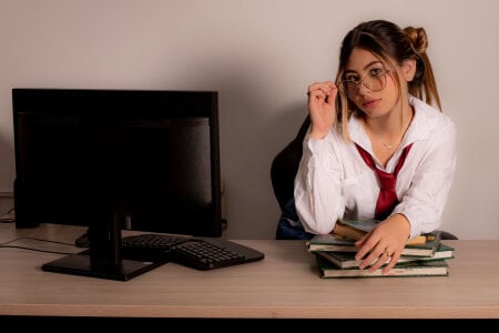 📚I love when the teacher corrects me... slowly😏 de kaathblond_  8 photos