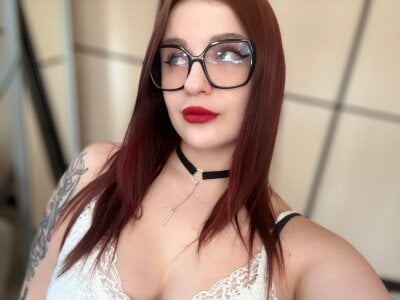 Amelia-Mills Public Pic 7