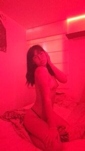 cherry_mia_ Public Pic 3