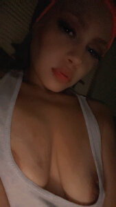 FocxyPhoenixx Public Pic 5