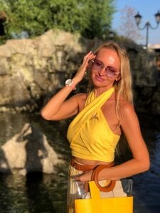 horny_blonds Public Pic 2