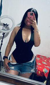 agata_Anderson Public Pic 5