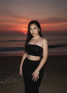 BEACH de ZerinaKenzie  3 Imagens