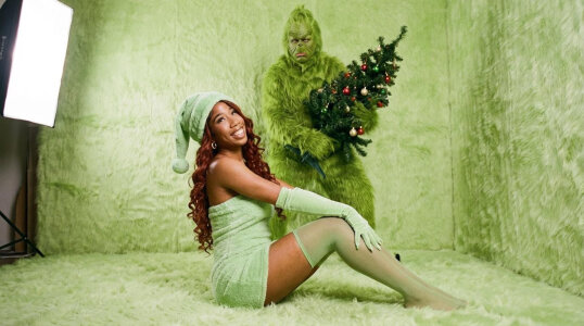 weenQueen Merry Christmas 🎄🪄 Immagine 