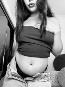 Hottie_miaa b&w зображення