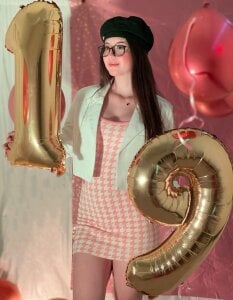 Happy 19th to me 💫💝 od sarah_sweett_  6 snímek