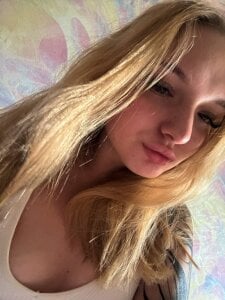 GiannaNolton Public Pic 3