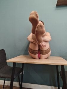 YourQueenX my legs and feet Pic