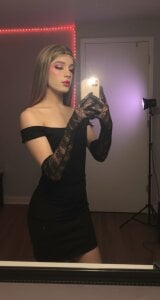 mia_collinsssPublic Bild