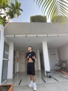 Archie-Davis Public Pic 4