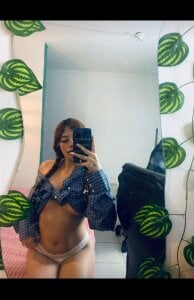 Ariatna_Andy Public 사진