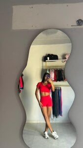 perla_brunette1 A little of me Pic 2