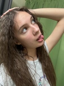 ShaeHeeter: 👄😝 ( 5 фото)