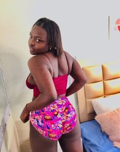 pamelabronw69 Public Pic