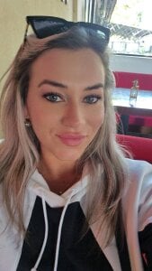 AvaSchmitt Public slika 4