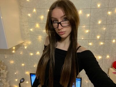 EllieRough Public Pic 6