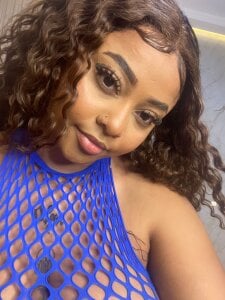 pamela_west How about my change of look🌹 Foto 4