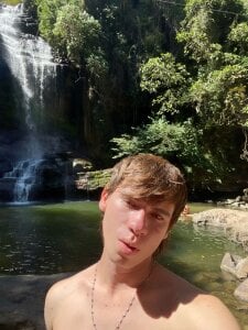 harry_greg21