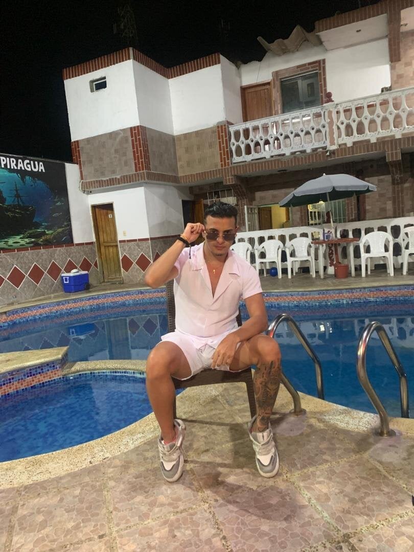 Maximo__ Trendaava kuva 5537