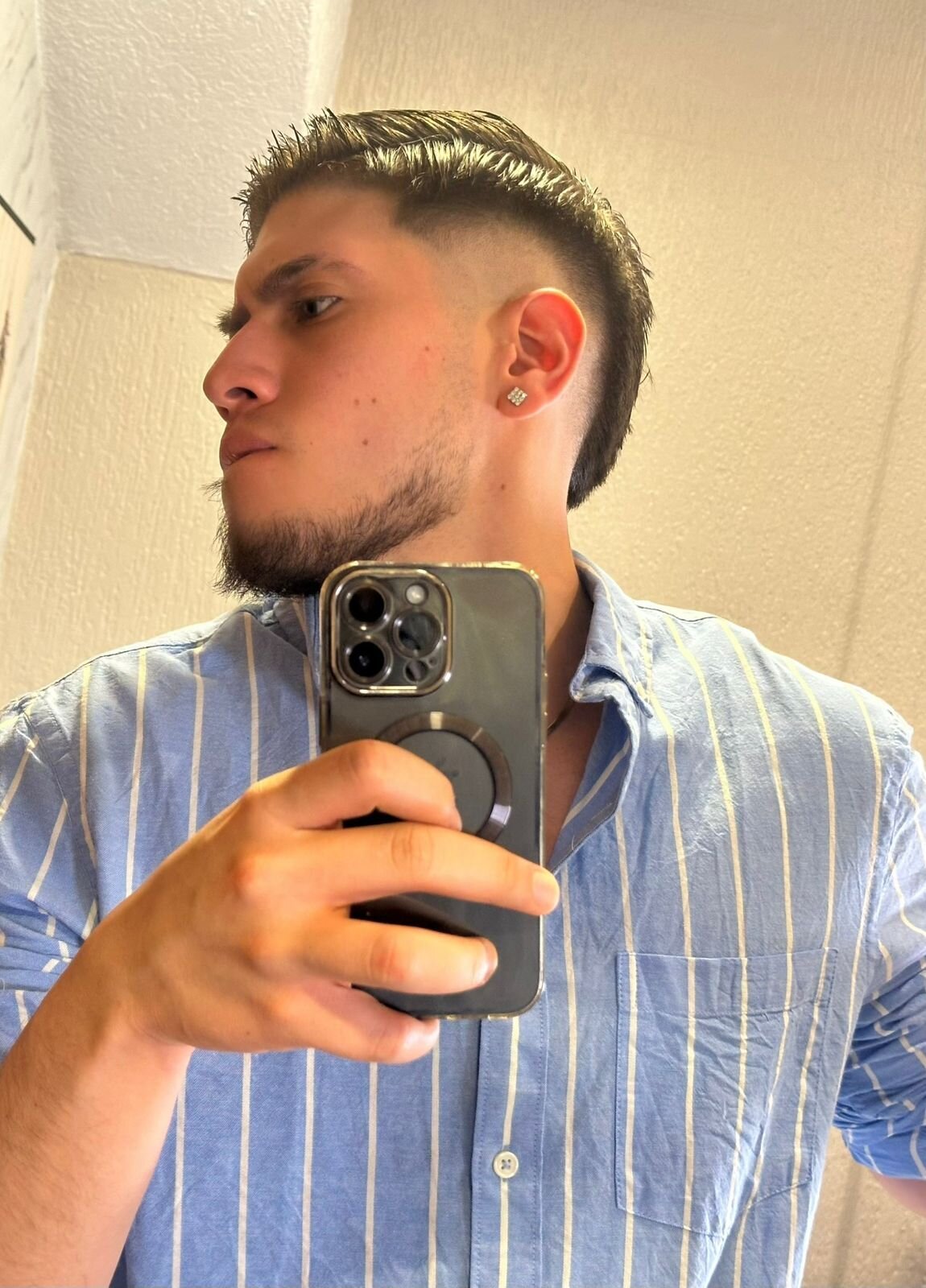 SebastianMaximoff_ Trendaava kuva 8811