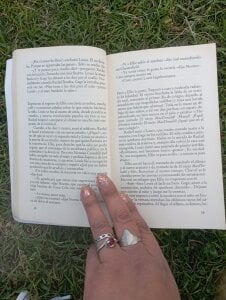 MihaCarther A quiet afternoon with naughty thoughts between the lines Foto 2