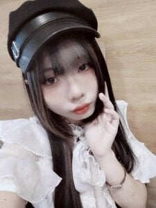 Chika-Chu 待開發の千花醬 Pic 4