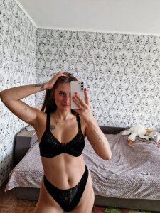 Join Jessie_August Live Sex Chat - Profiles, Reviews, & Porn
