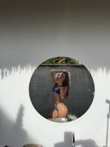 Milly_Meyson Public صورة واحدة|Milly_Meyson Public صورتان|Milly_Meyson Public  7 صور|Milly_Meyson Public  7 صورة