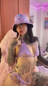 Valerykat_ I love purple 💕💕 Foto 3