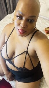 Queenxxxjesy Public Foto 2