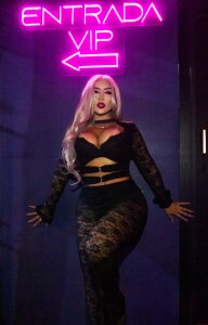 Girl in the night party de CourtneyRoses Foto 3