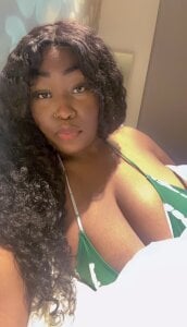 sassysuu Public Pic 3