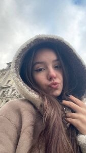 LisaSmiths I'm back and want to share my good mood with you!!!! Pic 2