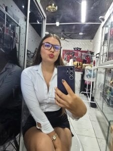 your trusted secretary de rapunzel069  Imagens