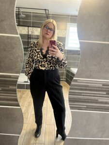 Lady_gloria En tenue de tout les jours Pic 2