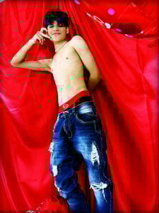 passionate de Leo_Glow  5 photos