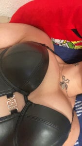 Valeria_xoxo meine boobies :P Pic