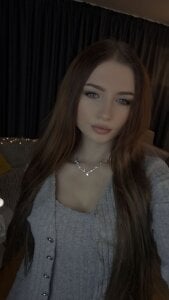 KathrinTith Public Pic 6