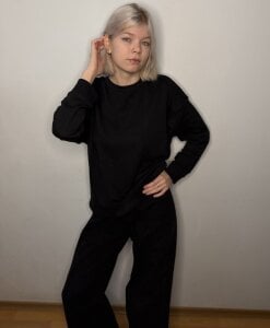 VadaRizza Public Pic 4