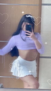 AmberCollens do you know trixie?💜 Hình 5