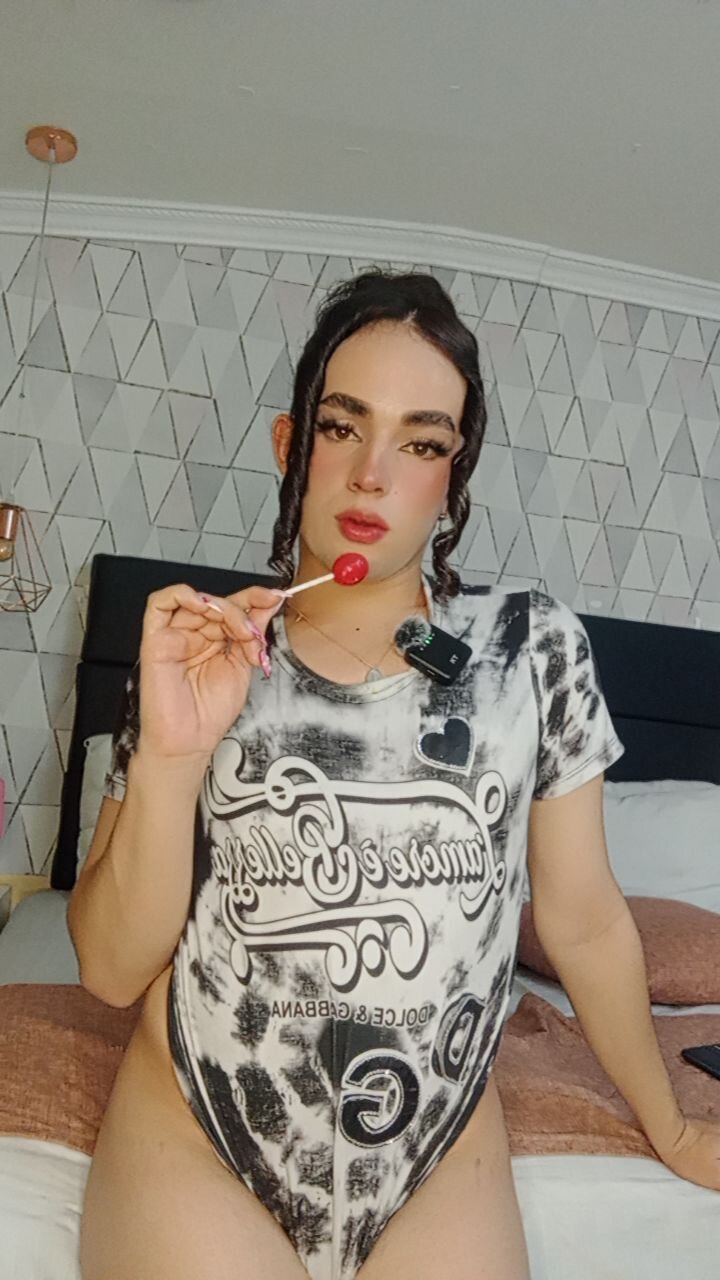 صور JustinePerry الرائجة  7858