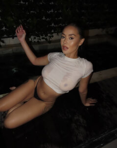 islandbabes Maya 🍒 Pic 4