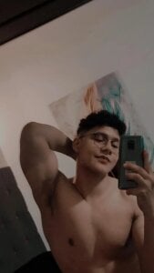 adam_brownn Public Pic 2