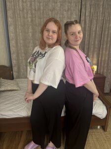 BrimladCrosier Kiss Pic 4