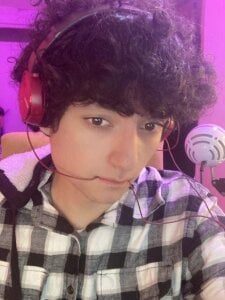 SHAW_FROSTE JUST ME Pic 2